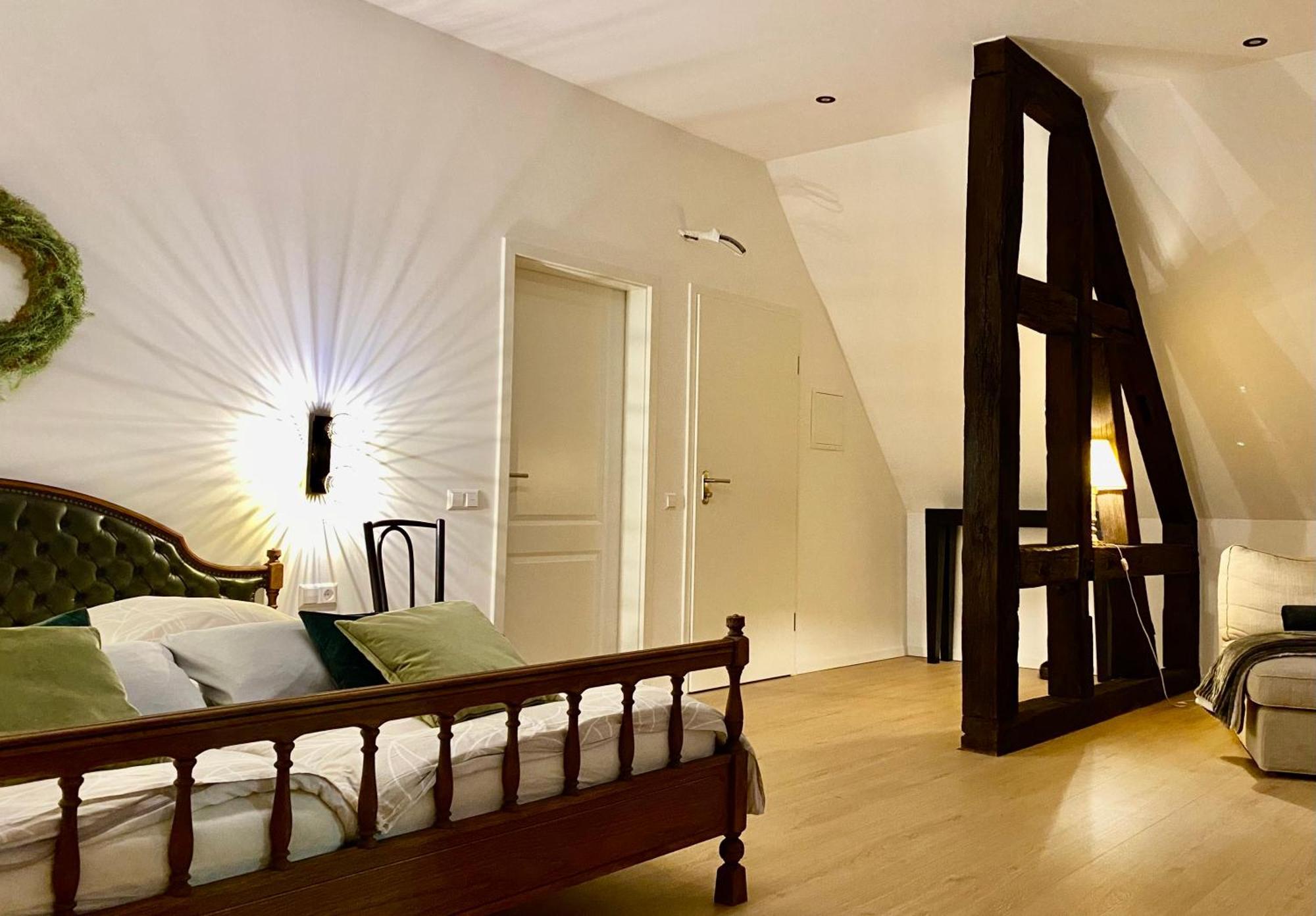 Barbelroth Sonnenhof 1737 - Ferienzimmer & Apartments מראה חיצוני תמונה