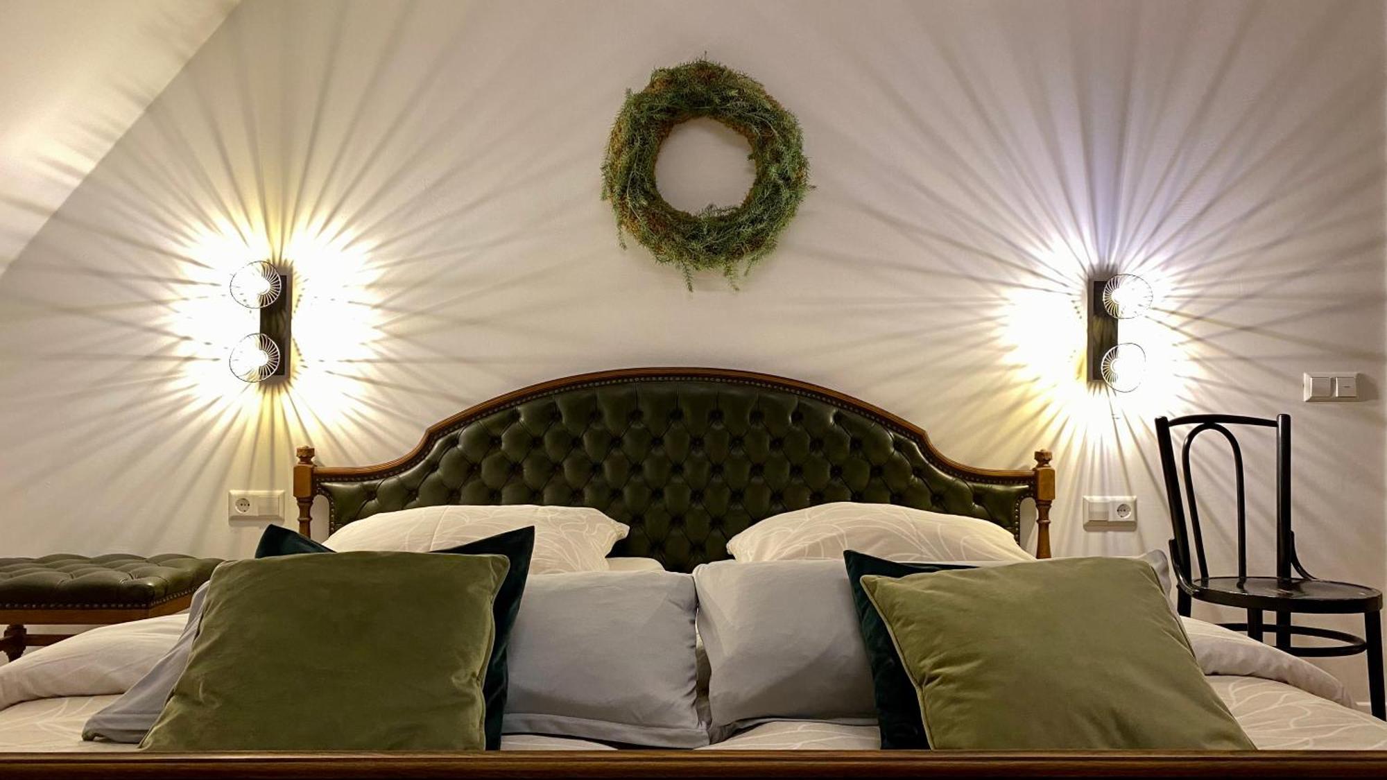 Barbelroth Sonnenhof 1737 - Ferienzimmer & Apartments מראה חיצוני תמונה