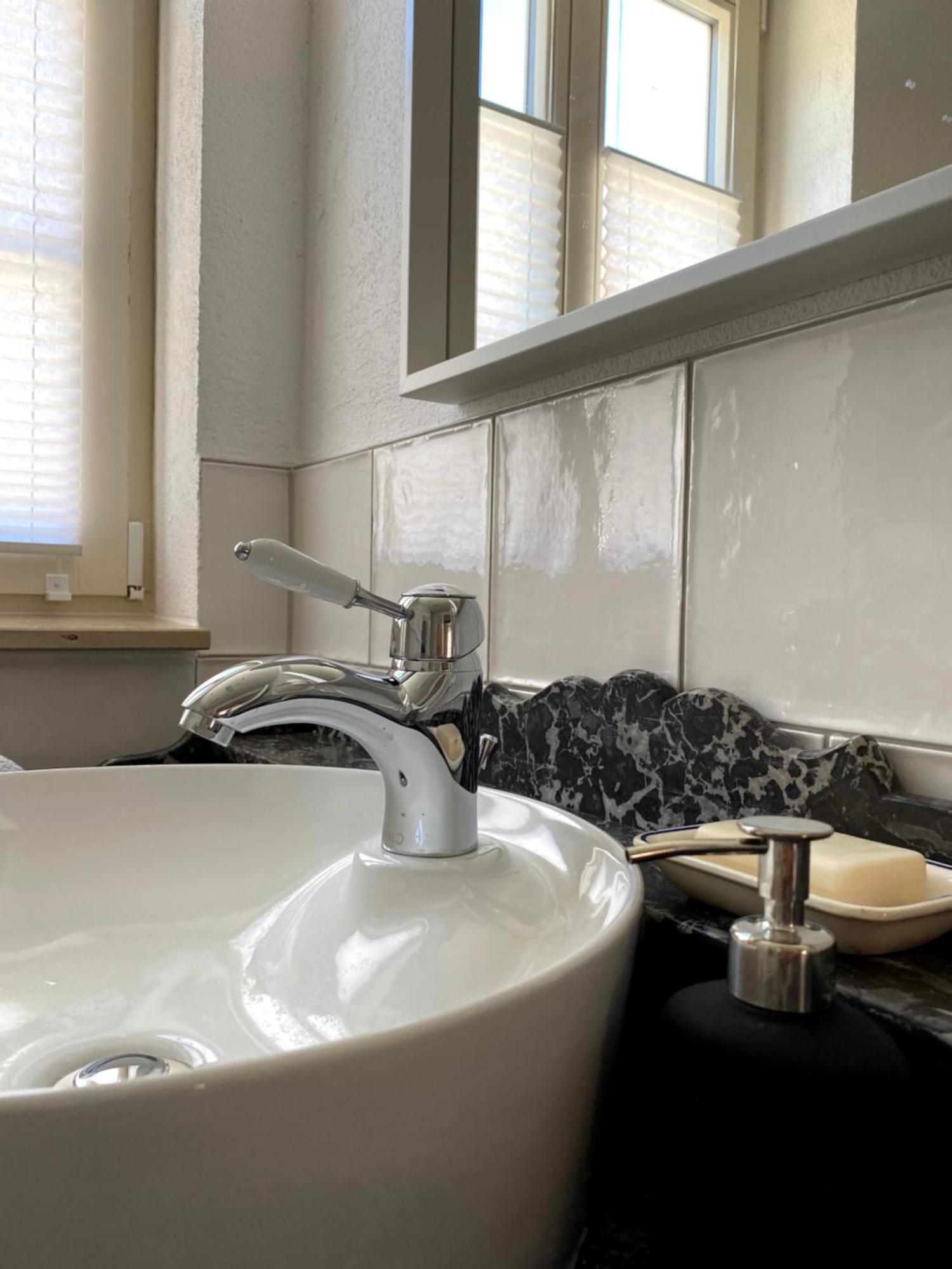 Barbelroth Sonnenhof 1737 - Ferienzimmer & Apartments מראה חיצוני תמונה